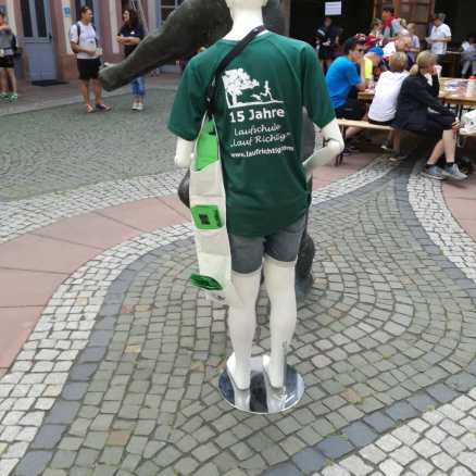 Puppe 15-jahre-laufschule-laufrichtig-1