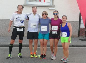 Teil_der_VFL-Laeufer_und_Laeuferinnen